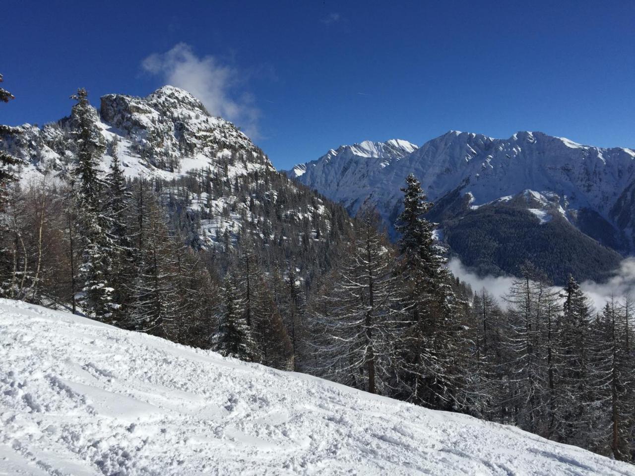 Le Massif Hotel & Lodge Courmayeur The Leading Hotels Of The World Exterior photo
