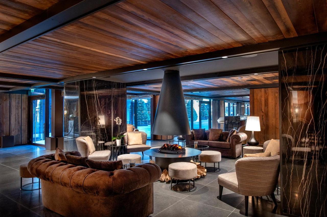 Le Massif Hotel & Lodge Courmayeur The Leading Hotels Of The World Exterior photo